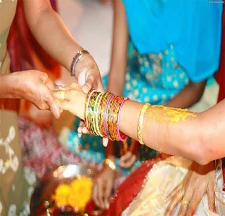 اونج تے نار اے ناراں ورگی۔۔۔۔