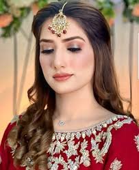 اتنے خاموش۔۔۔۔